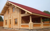 Кому доверить строительство деревянного дома ?